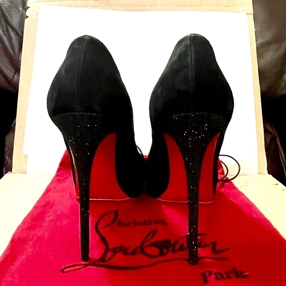 Christian Louboutin Very Prive platform pumps 120mm, Veau Velour suede glitter.